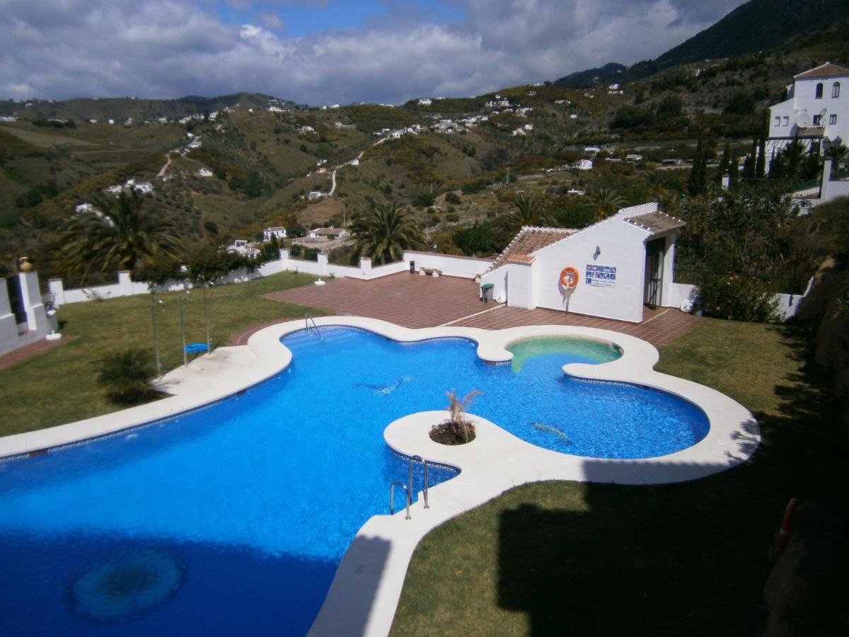 Bella Vista Apartment Frigiliana Bagian luar foto