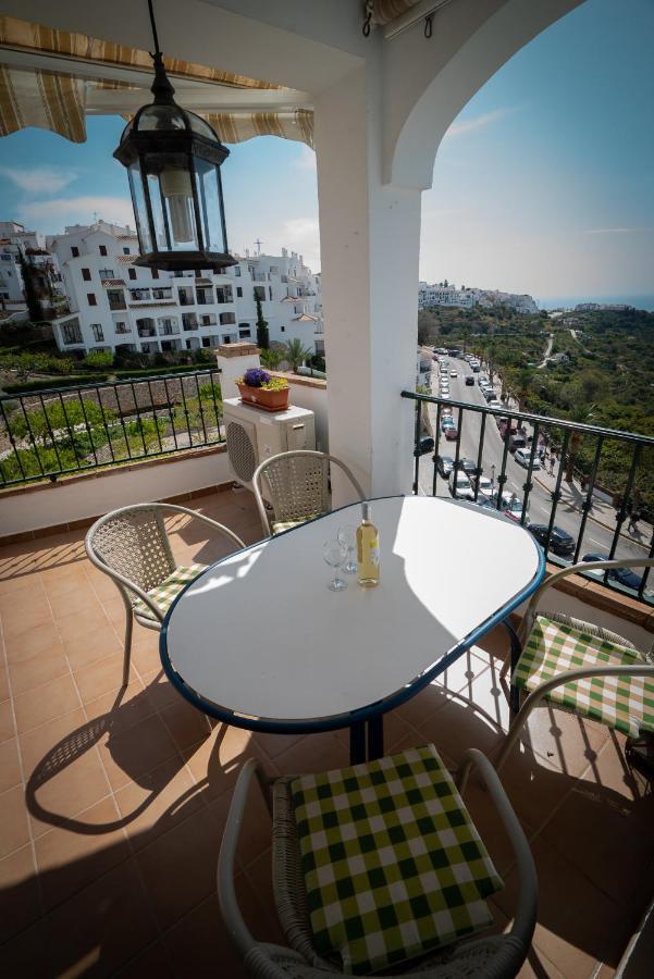 Bella Vista Apartment Frigiliana Bagian luar foto