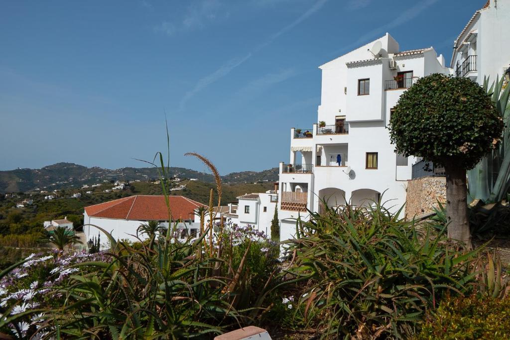 Bella Vista Apartment Frigiliana Bagian luar foto